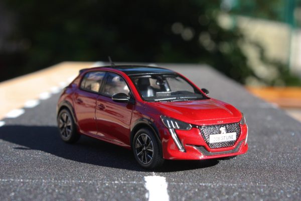 Peugeot 208 2019 norev 1:43