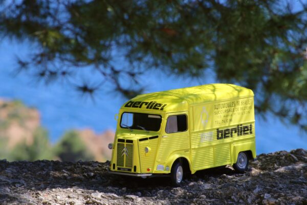 Citroën hy service berliet 1:18 solido