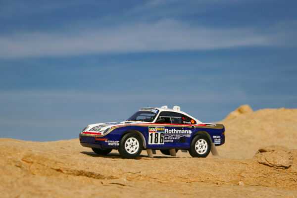 Porsche 959 rallye paris-dakar 1:43ème spark