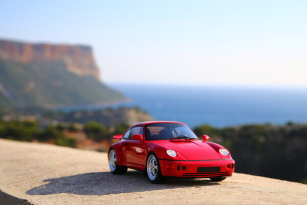 Porsche 911 964 Turbo flachbau 1:18 gtspirit